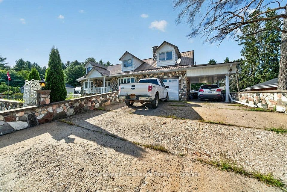 17 West Park Lane/ 32 Tall Pine Road, Addington Highlands, ON K0H 2G0 – photo 2