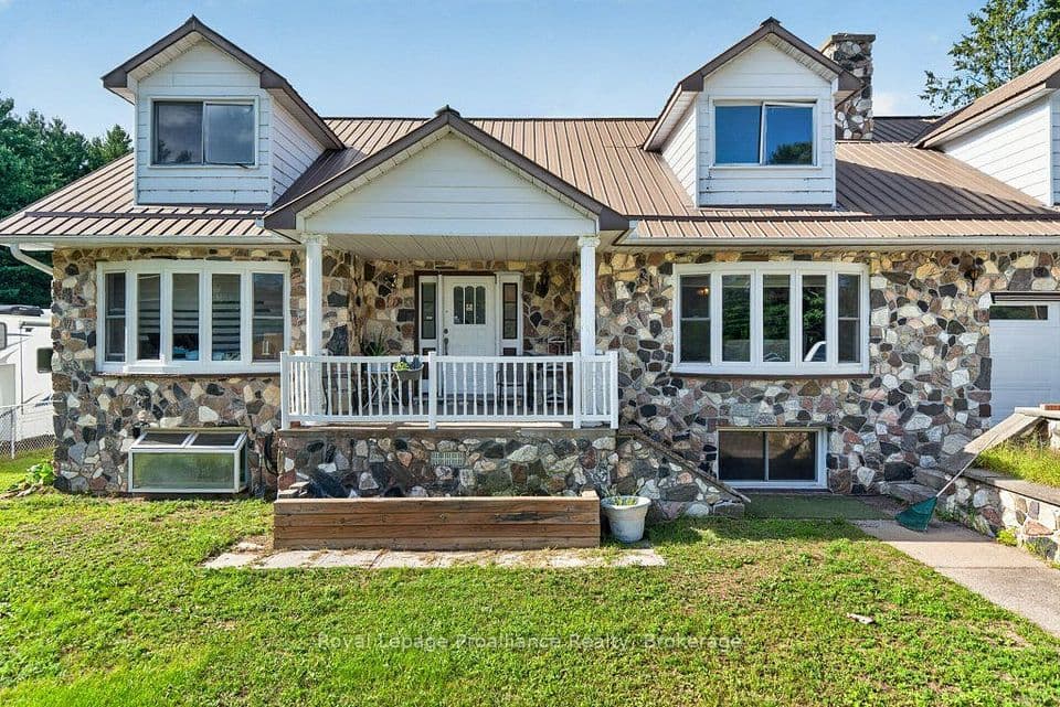 17 West Park Lane/ 32 Tall Pine Road, Addington Highlands, ON K0H 2G0 – photo 3