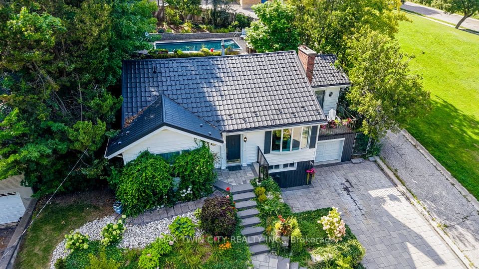 24 Forest Road, Cambridge, ON N1S 3B2 – photo 2