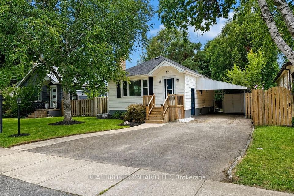 131 Bond Street, London South, ON N6C 1W6 – photo 2