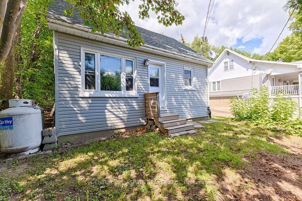 168 Bonnechere Street E, Bonnechere Valley, ON K0J 1T0 – photo 3