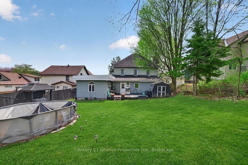 50 William Street, Parry Sound, ON P2A 1V1 – photo 3