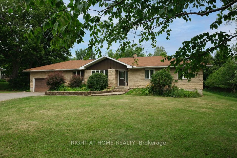 306 Lynx Hollow Drive, Mississippi Mills, ON K0A 2X0 – photo 2
