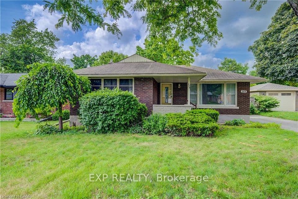 244 Royal Street, Waterloo, ON N2J 2J2 – photo 2