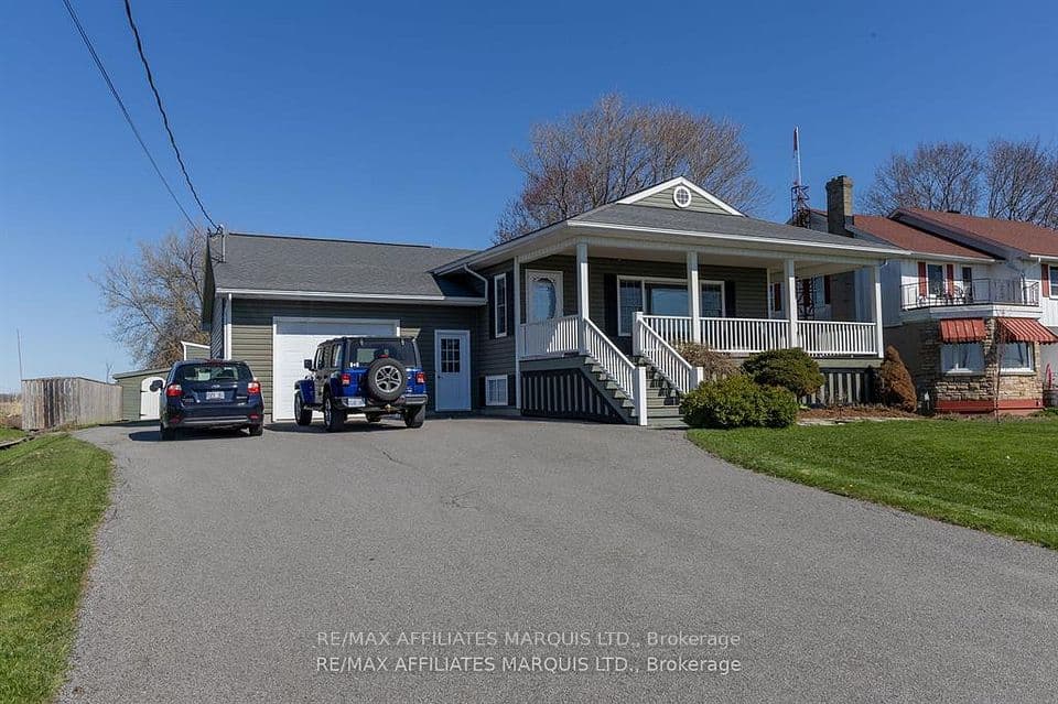 11851 Lakeshore Drive, South Dundas, ON K0C 1X0 – main photo