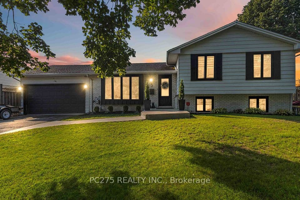 5 Field Road, London South, ON N6P 1C4 – main photo