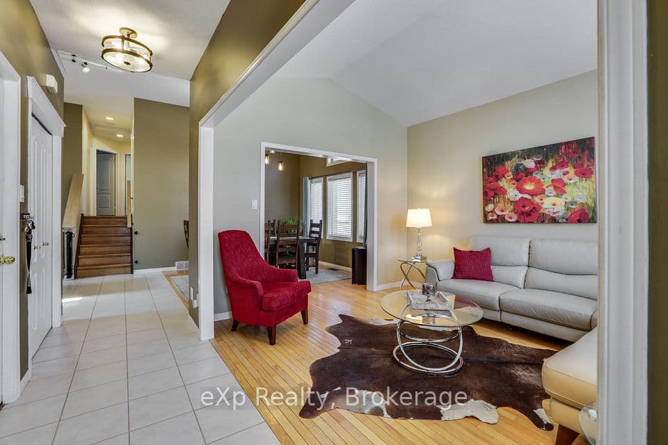 547 Forest Creek Place, London East, ON N5Y 5T7 – photo 3