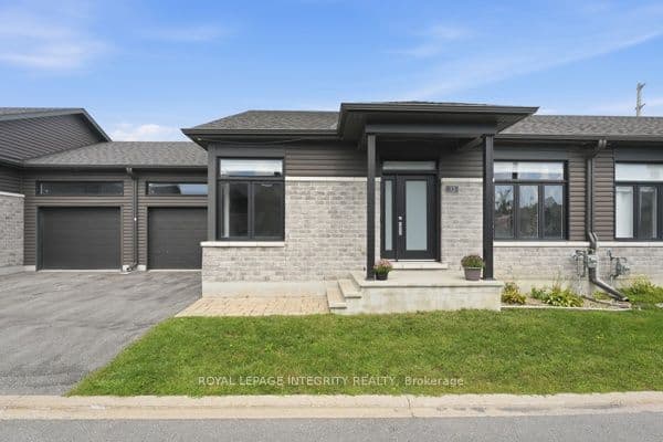 33 Solara Private, Clarence-Rockland, ON K4K 1P5 – main photo
