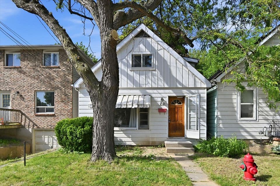 70 Ward Avenue, Hamilton, ON L8S 2E9 – main photo