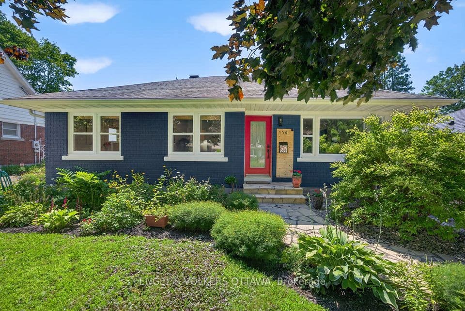 134 Rachael Avenue, Alta Vista and Area, ON K1H 6C6 – main photo
