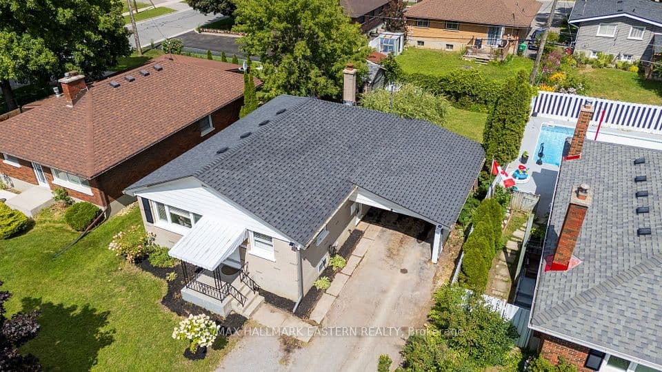 754 CRAWFORD Place, Peterborough, ON K9J 3X3 – photo 3
