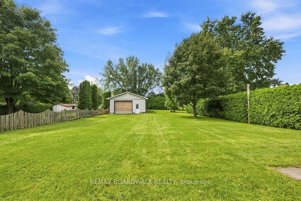 21 Maitland Street, Stittsville - Munster - Richmond, ON K0A 2Z0 – photo 2