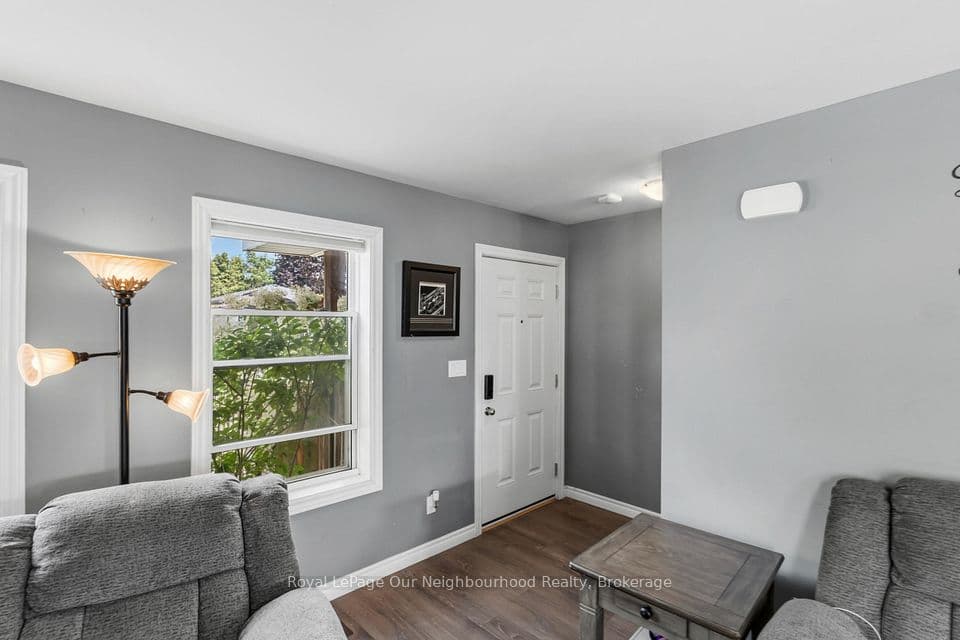 28 Hope Street N, Port Hope, ON L1A 2N5 – photo 3