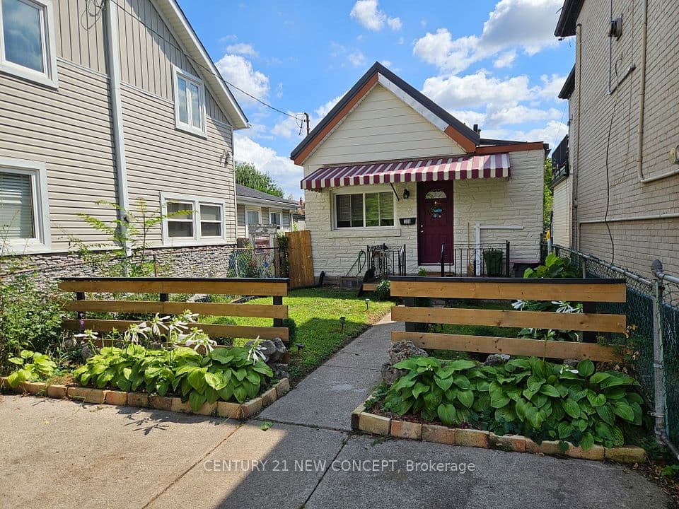 106 Emerald Street N, Hamilton, ON L8L 5K4 – photo 2