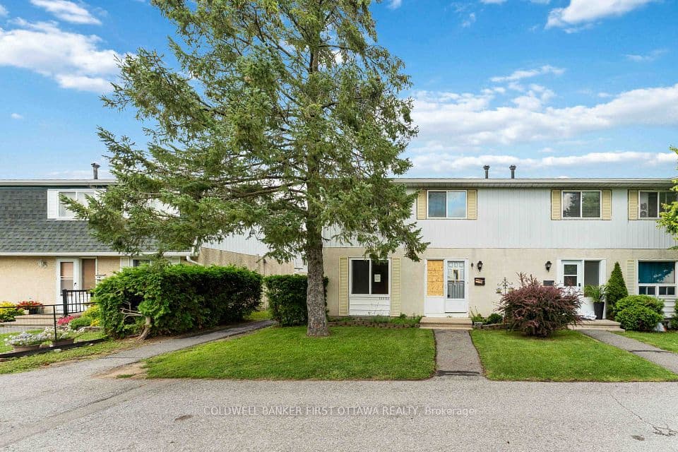 1532 Beaverpond Drive A, Cyrville - Carson Grove - Pineview, ON K1B 3R9 – photo 2