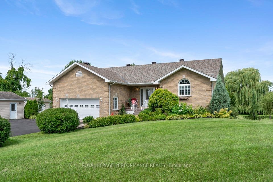 18245 Tyotown Road, South Glengarry, ON K6H 7S7 – photo 3