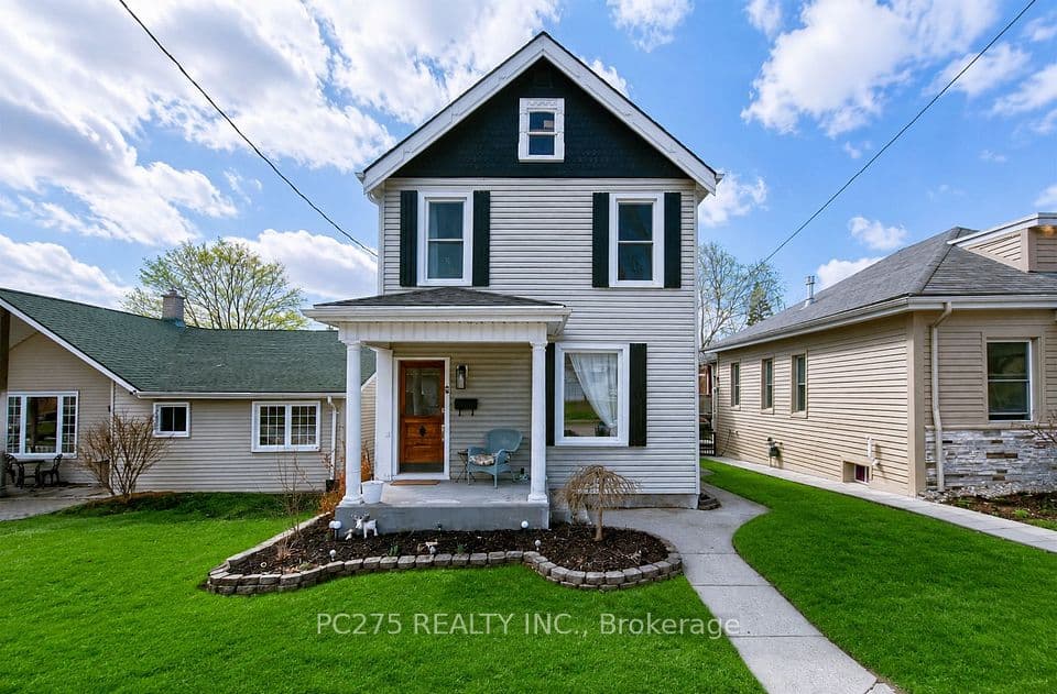 92 Walnut Street, Brant, ON N3L 2J7 – main photo