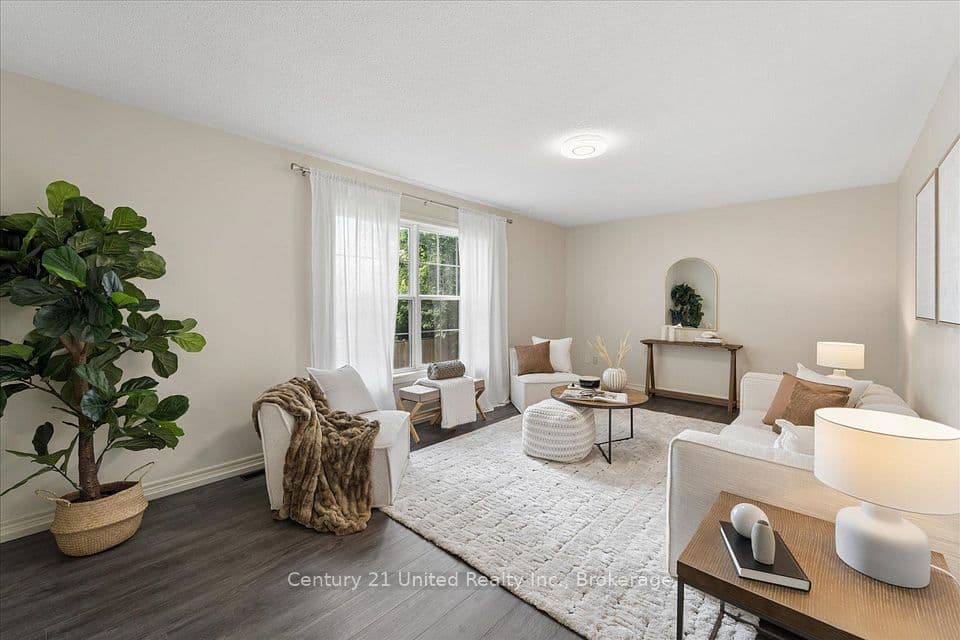 262 Bowen Drive, Peterborough, ON K9H 0B8 – photo 3