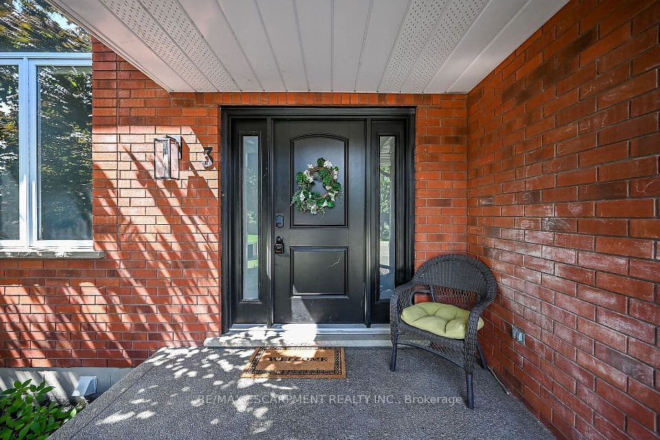 3 Kintyre Court, Haldimand, ON N3W 1G8 – photo 2