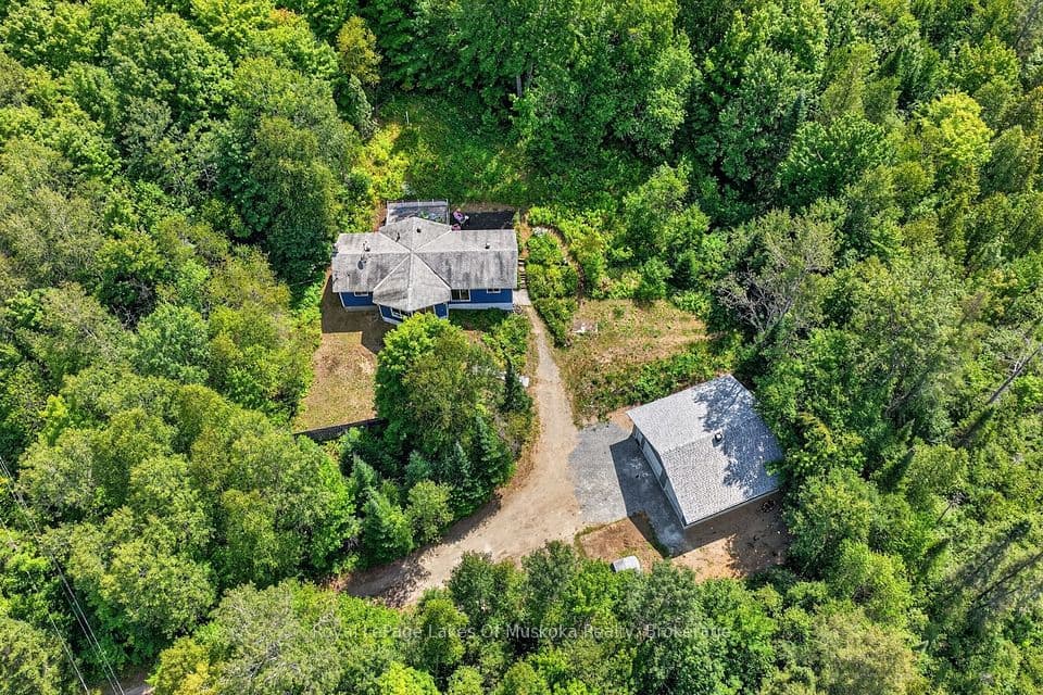 695 Bay Lake Road, Perry, ON P0A 1J0 – main photo