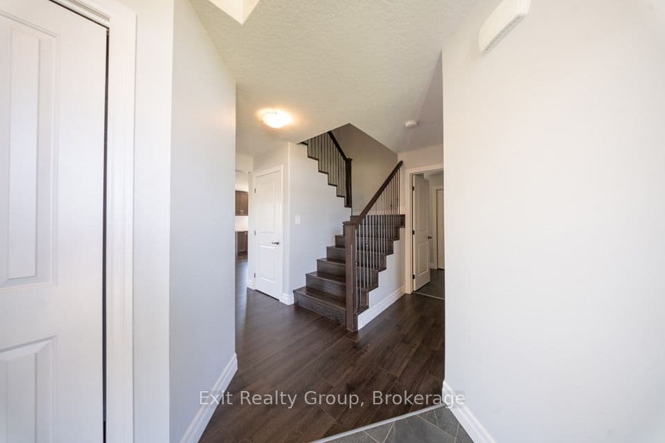 49 Lanark Drive, Belleville, ON K8N 0G8 – photo 2