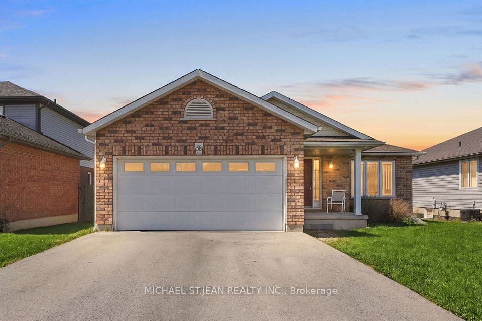 58 Saturn Road, Port Colborne, ON L3K 6E1 – main photo