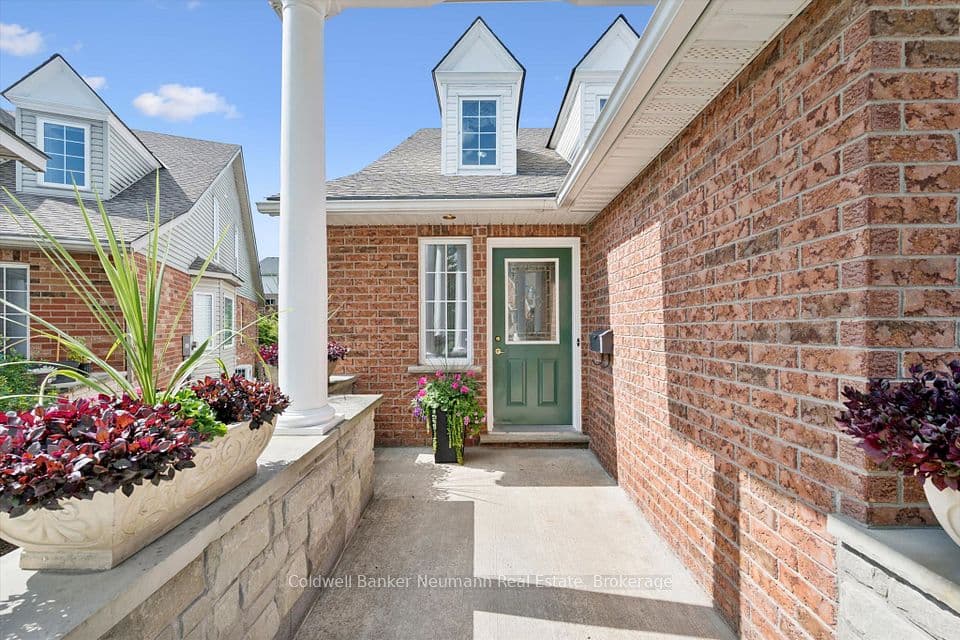 17 Somerset Glen, Guelph, ON N1G 5G1 – photo 2