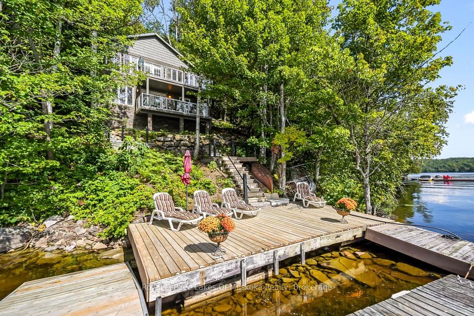 311 Lake Vernon W/A, Huntsville, ON P1H 2J2 – main photo