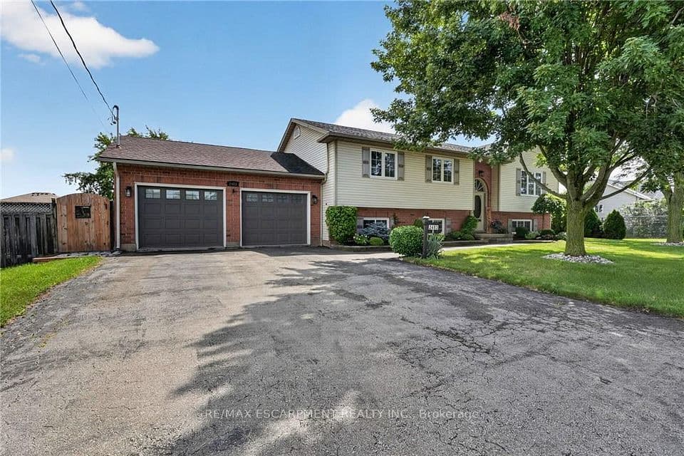 2483 Shurie Road, West Lincoln, ON L0R 2A0 – photo 2