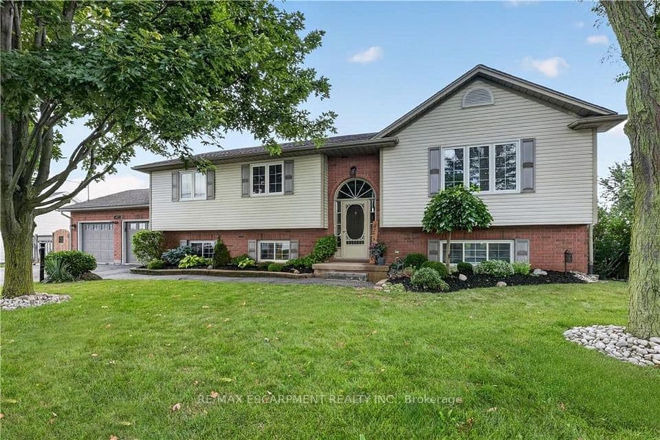 2483 Shurie Road, West Lincoln, ON L0R 2A0 – main photo