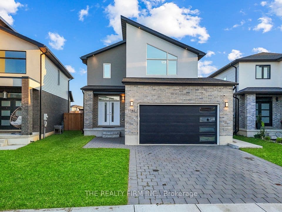 1742 Applerock Avenue, London North, ON N6G 0X7 – main photo