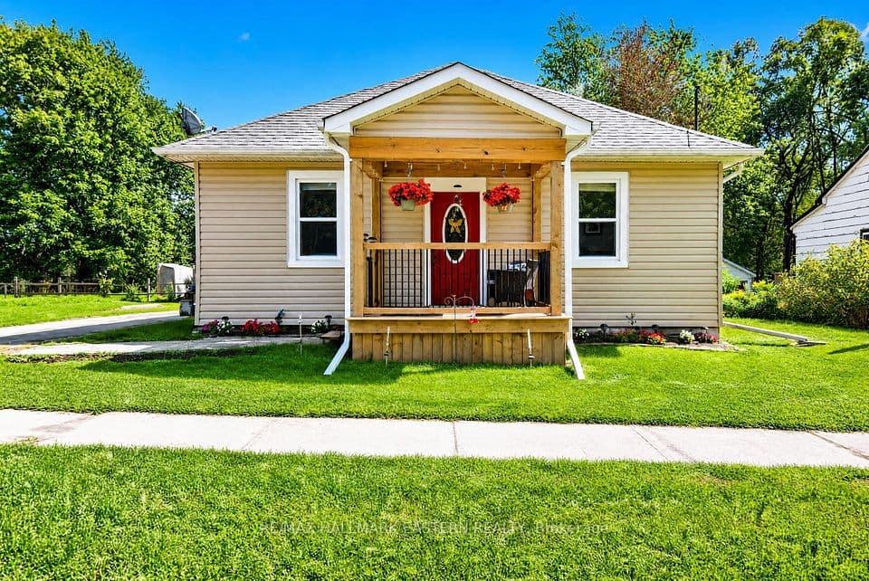 10747 County Road 2, Haldimand, ON K0K 2G0 – main photo