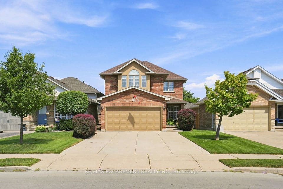 64 Redfern Avenue, Hamilton, ON L9C 7S4 – main photo