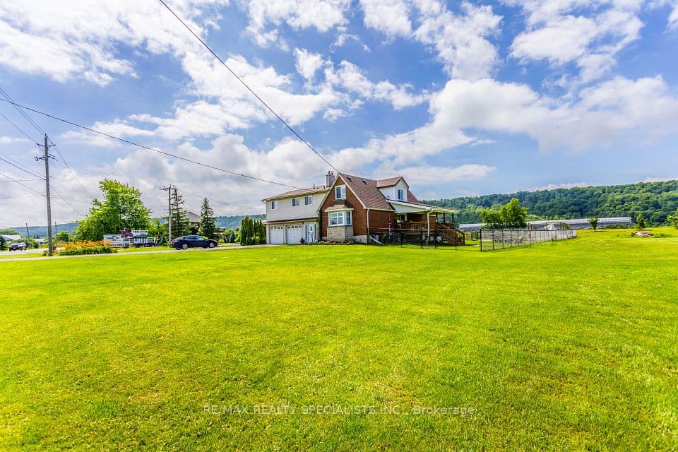475 Main Street W, Grimsby, ON L3M 1T4 – photo 3