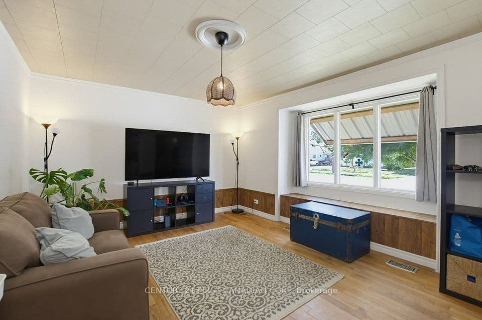 3 Parkside Drive, St. Thomas, ON N5R 3T8 – main photo