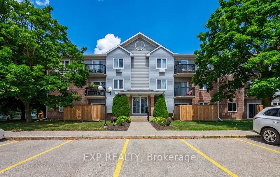 276 Eiwo Court 301, Waterloo, ON N2K 3M6 – photo 3