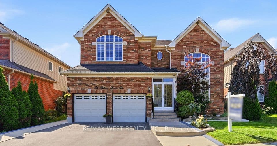 356 Robert Ferrie Drive, Kitchener, ON N2P 2Y6 – main photo
