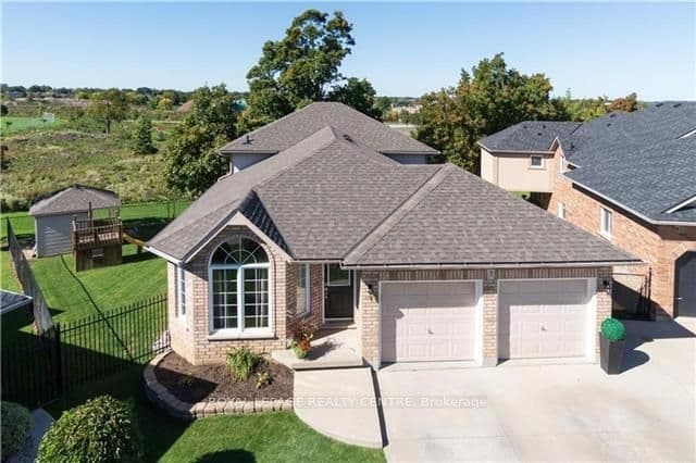 3 Vineberg Drive, Hamilton, ON L9B 2P6 – main photo