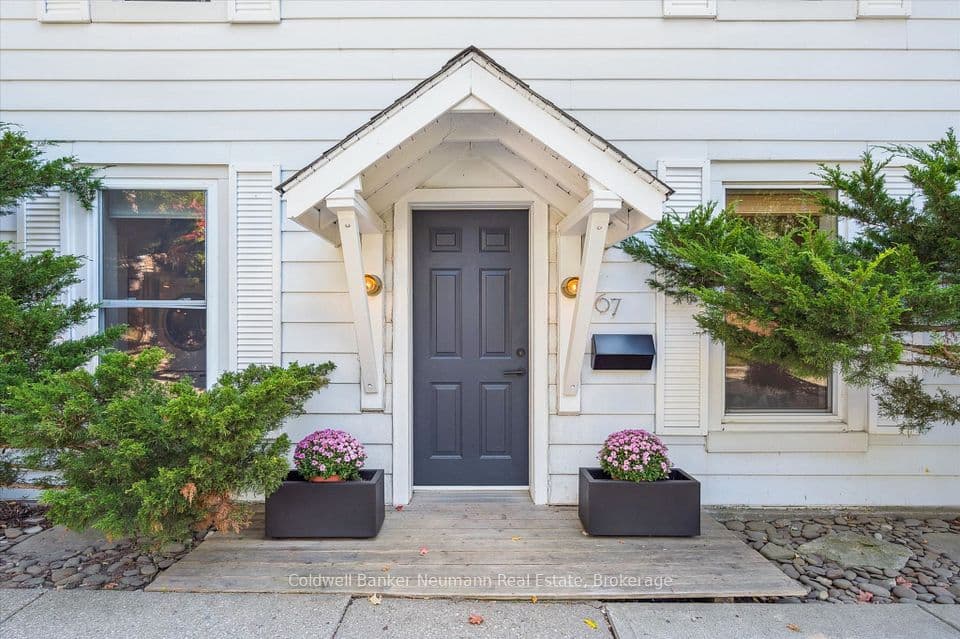 67 Grove Street, Guelph, ON N1E 2W6 – main photo