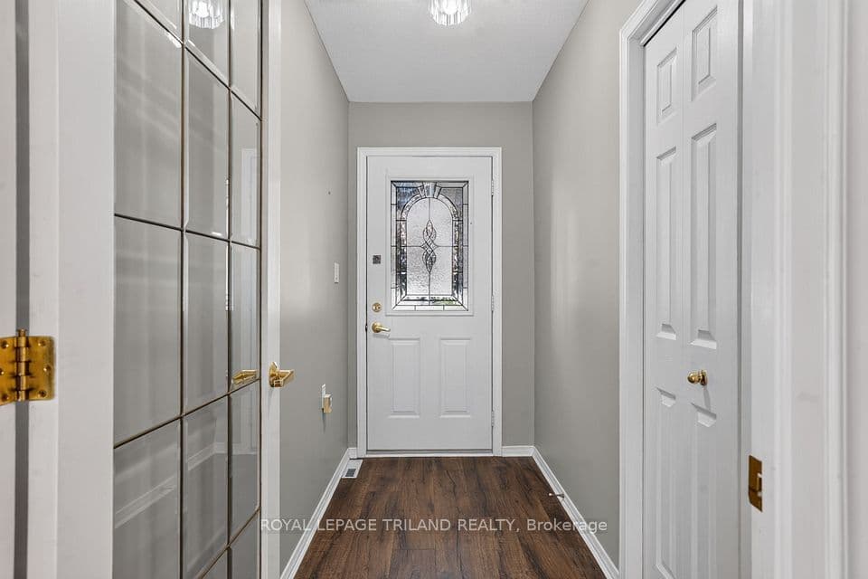 52 Ilderbrook Circle, Middlesex Centre, ON N0M 2A0 – photo 3