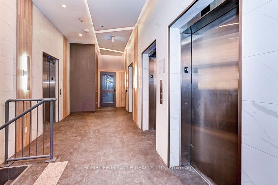 60 Frederick Street 1213, Kitchener, ON N2C 0H7 – photo 3