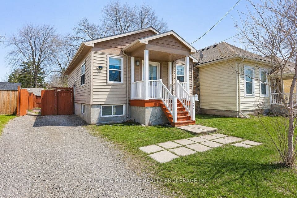 434 Egerton Street, London East, ON N5W 3Z4 – main photo