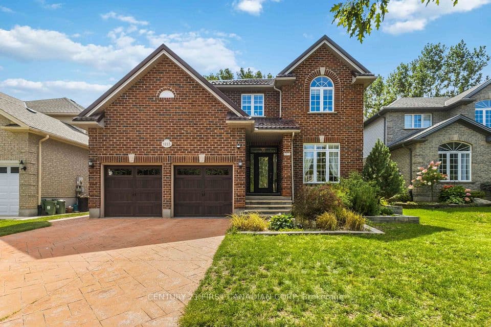 1223 Thornley Street, London South, ON N6K 4V3 – main photo