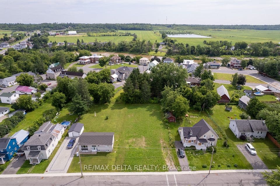 265 Main Street, Alfred and Plantagenet, ON K0A 1L0 – photo 2
