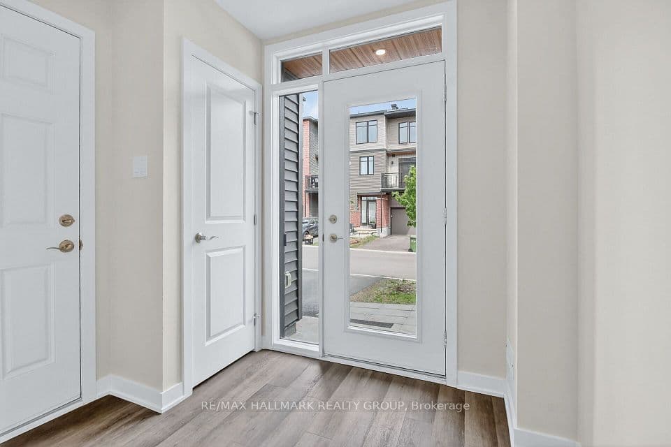 402 JEWELWING Private, Blossom Park - Airport and Area, ON K1X 0M7 – photo 3