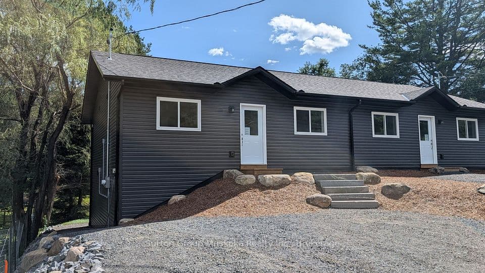 81 Chaffey Township Road, Huntsville, ON P1H 1C8 – main photo