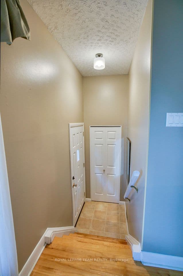 1072 Aldea Avenue, Billings Bridge - Riverside Park and Area, ON K1H 8B9 – photo 3