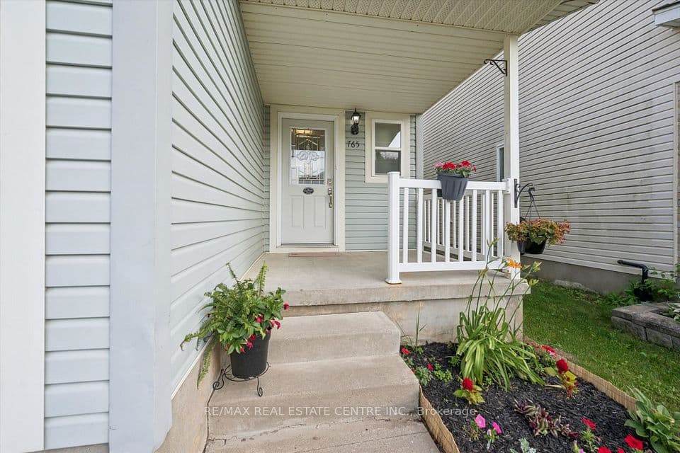 765 Angler Way, Waterloo, ON N2K 4L7 – photo 3