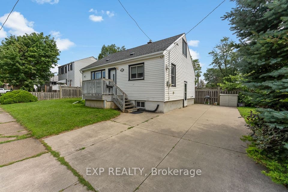 6304 Finlay Avenue, Niagara Falls, ON L2G 4C5 – photo 2