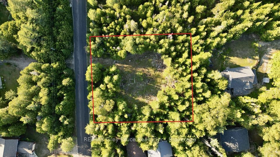 8 Devils Glen, Northern Bruce Peninsula, ON N0H 1X0 – photo 2
